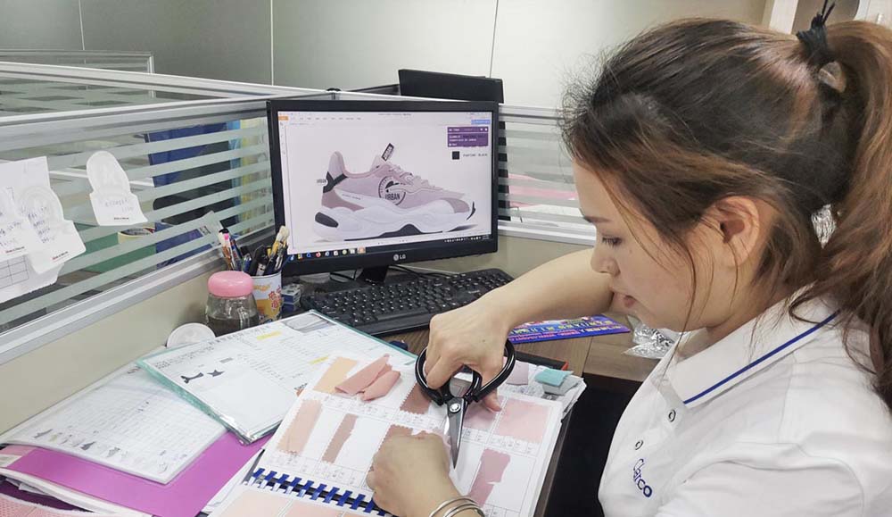 material cutting China Shoes Manufacturer - cutting